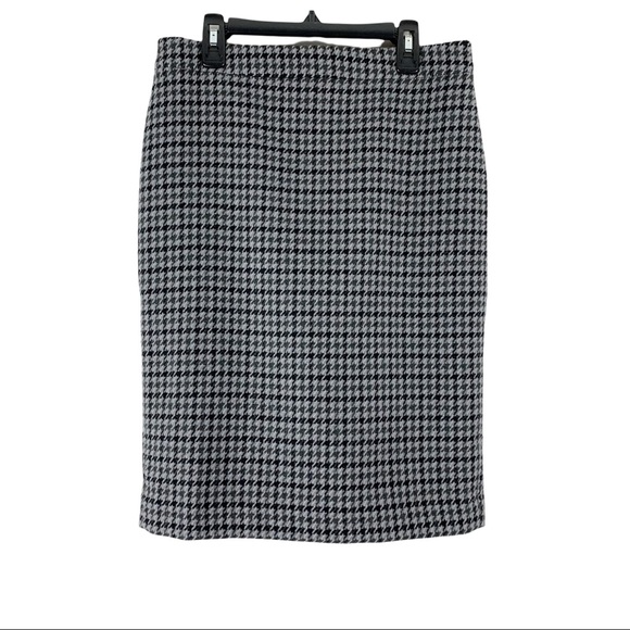 J. Crew Factory Dresses & Skirts - J. Crew Factory Pencil Skirt Wool Blend Houndstooth Gray Black Check Women’s 2